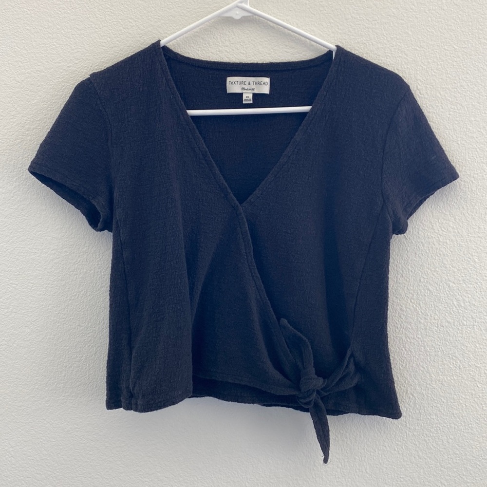 XS black Texture and Thread Madewell wrap top